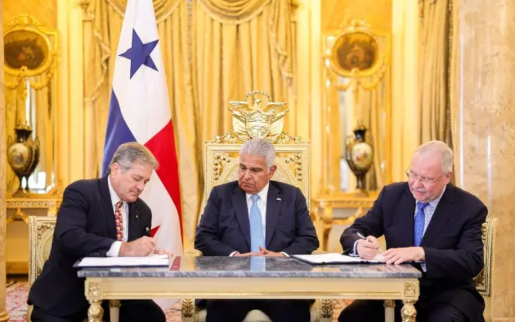 Panamá se incorpora a una alianza internacional para combatir la contaminación por&nbsp;plásticos